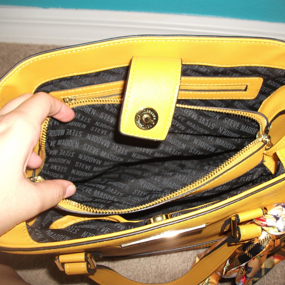 🔥Final Price🔥 Steve Madden Yellow Bag - Picture 8 of 8